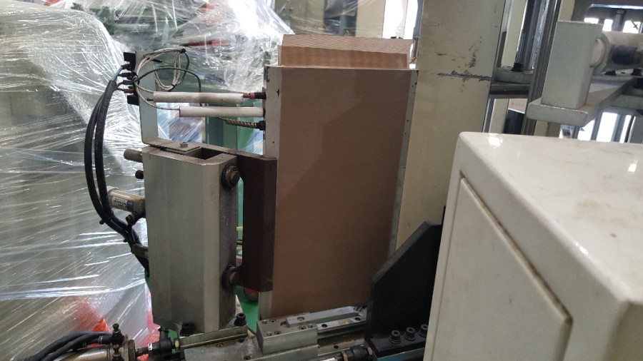 PVC 용접기 열판 부착 현장